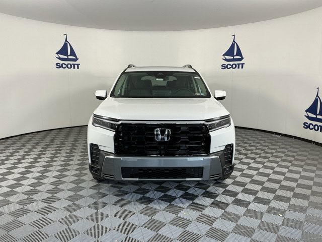 New 2026 Honda Pilot Touring image 2