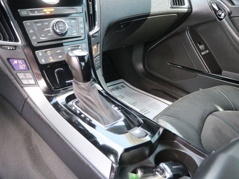 Used 2014 Cadillac CTS V RWD image 25