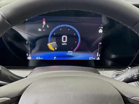 New 2026 Chevrolet Trax LT w/ LT Convenience Package FWD image 16