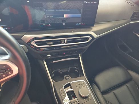 Used 2024 BMW 330i Sedan w/ M Sport Package RWD image 13