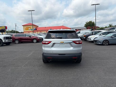 Used 2019 Chevrolet Traverse LT AWD/4WD image 4
