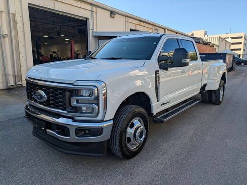 Used 2025 Ford F350 Lariat AWD/4WD image 7
