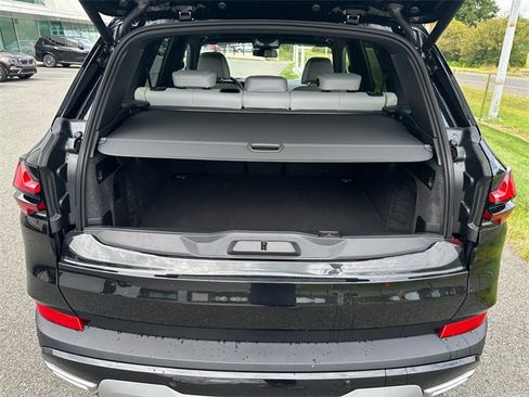 New 2026 BMW X5 xDrive40i w/ Climate Comfort Package image 18