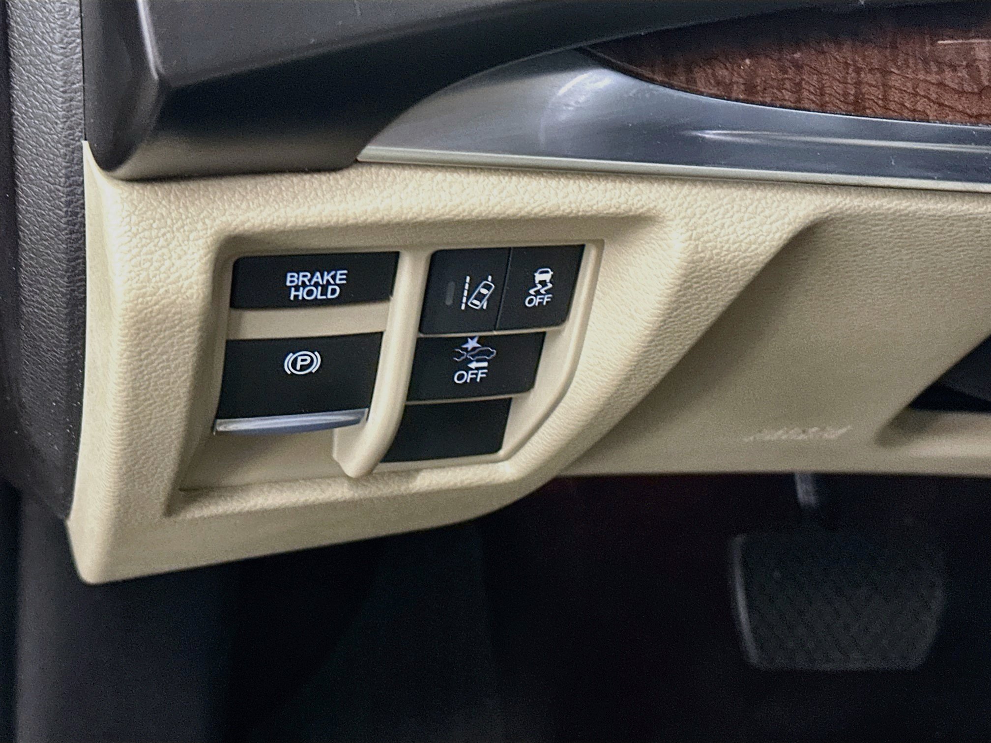 Used 2019 Acura MDX SH-AWD image 17