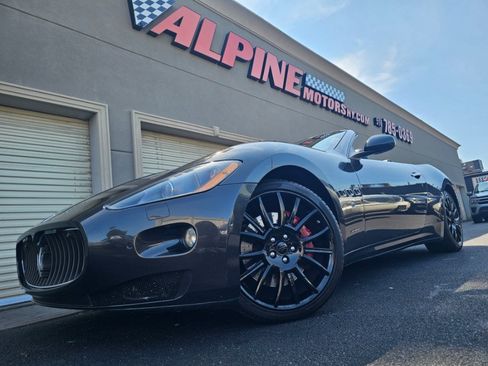 Used 2011 Maserati GranTurismo Convertible RWD image 37