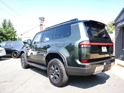 Used 2026 Lexus GX 550 AWD/4WD image 7