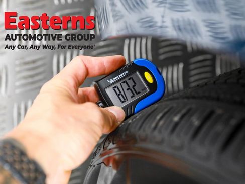 Used 2024 Chevrolet Malibu LS image 28