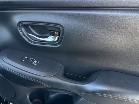 Used 2025 Honda HR-V EX-L image 22