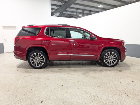 Used 2021 GMC Acadia Denali w/ Denali Technology Package image 2