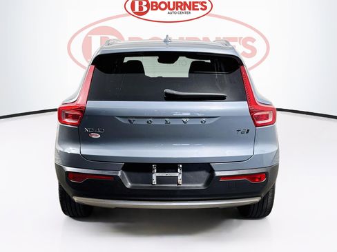 Used 2021 Volvo XC40 T5 Inscription w/ Protection Package Premier AWD/4WD image 10