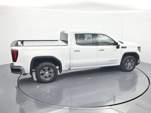 Certified 2024 GMC Sierra 1500 SLT AWD/4WD image 32