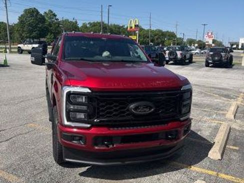 Certified 2025 Ford F250 Lariat w/ Black Appearance Package AWD/4WD image 4
