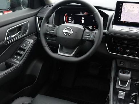 New 2026 Nissan Rogue Platinum AWD/4WD image 28