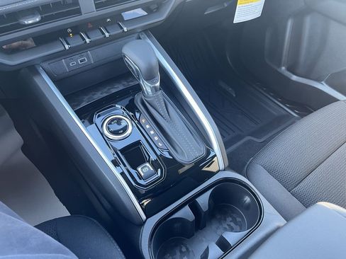 New 2026 Chevrolet Colorado LT image 19