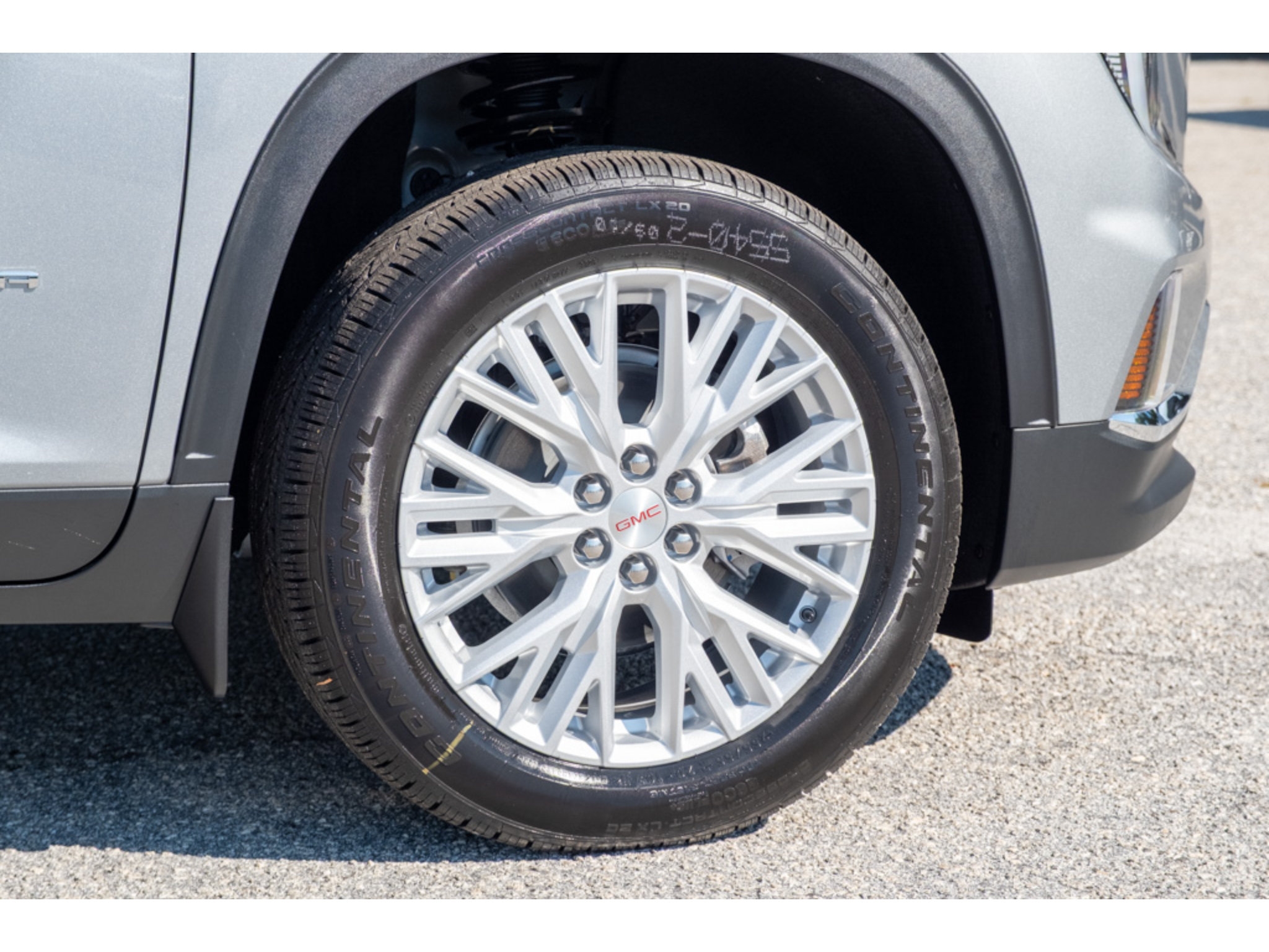 New 2027 GMC Acadia Elevation w/ Elevation Premium Package FWD image 10