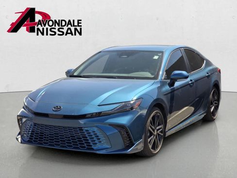 Used 2025 Toyota Camry XSE FWD image 1