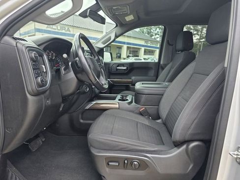 Used 2021 Chevrolet Silverado 1500 LT Trail Boss AWD/4WD image 17