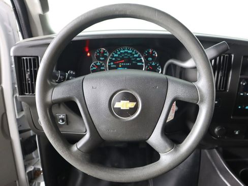 Used 2017 Chevrolet Express 2500 image 11