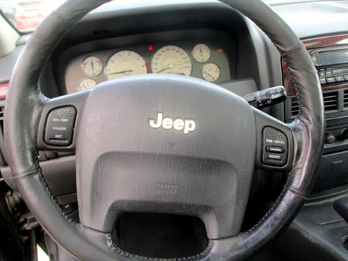 Used 2002 Jeep Grand Cherokee Limited image 10