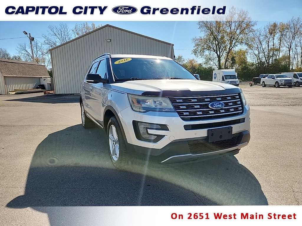 Used 2016 Ford Explorer XLT w/ Equipment Group 202A AWD/4WD image 1