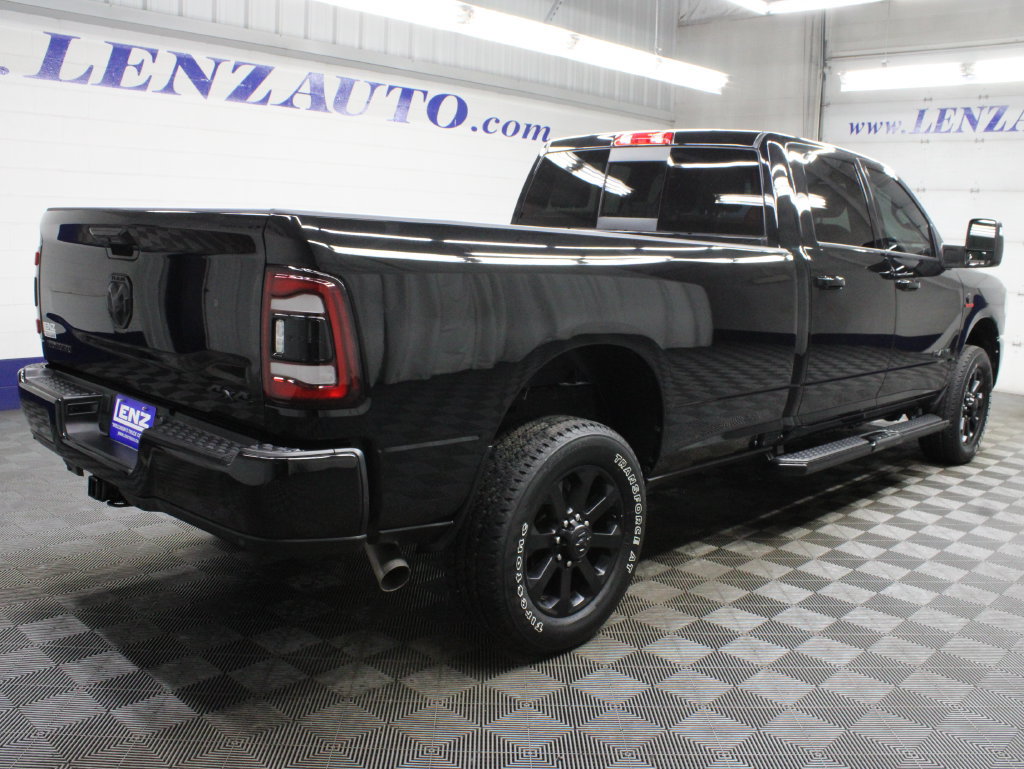 Used 2024 RAM 2500 Big Horn w/ Night Edition AWD/4WD image 6