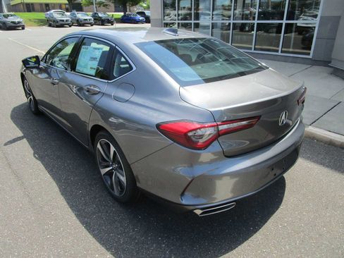 Certified 2025 Acura TLX w/ Technology Package image 7