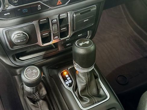 Used 2024 Jeep Wrangler Unlimited Sahara w/ Technology Group image 20