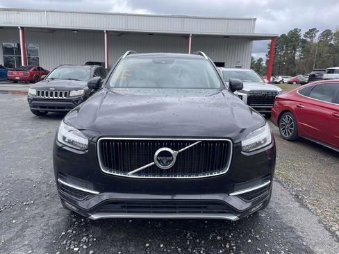 Used 2018 Volvo XC90 T6 Momentum w/ Convenience Package image 2