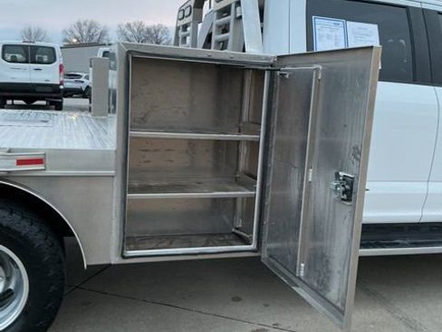 Used 2022 Ford F350 Lariat w/ FX4 Off-Road Package image 13