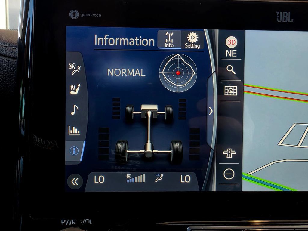 Used 2021 Toyota Highlander Platinum AWD/4WD image 53