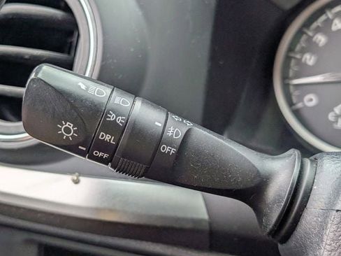 Used 2019 Toyota Tacoma SR5 image 20