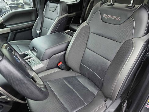 Used 2019 Ford F150 Raptor w/ Equipment Group 802A Luxury AWD/4WD image 21