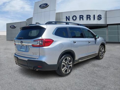 Used 2023 Subaru Ascent Touring AWD/4WD image 4