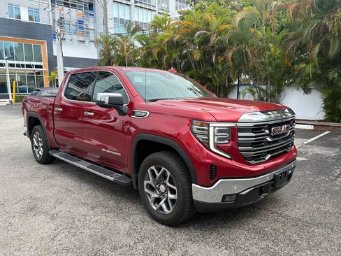 Used 2025 GMC Sierra 1500 SLT w/ SLT Premium Plus Package AWD/4WD image 7