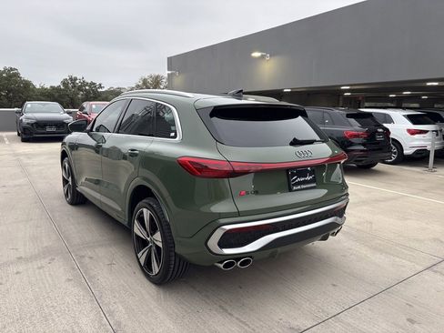 New 2025 Audi SQ5 Premium Plus image 8