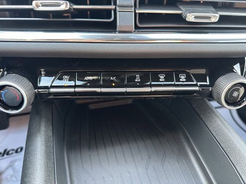 New 2026 Chevrolet Equinox EV LT image 33