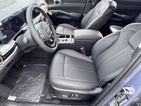 New 2025 Kia Sorento S image 26