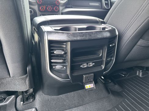 Used 2019 RAM 1500 Big Horn AWD/4WD image 25