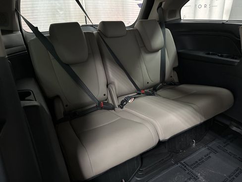 Used 2020 Honda Odyssey Elite image 45