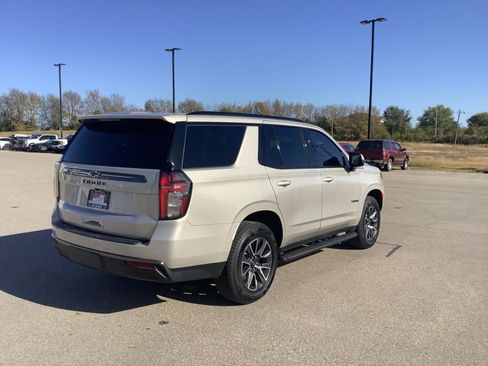 Used 2022 Chevrolet Tahoe Z71 w/ Luxury Package image 7