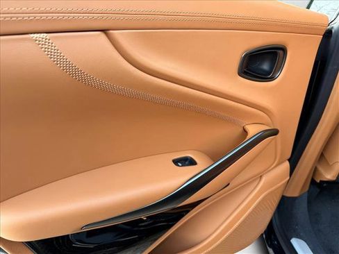 New 2026 Aston Martin DBX 707 image 10