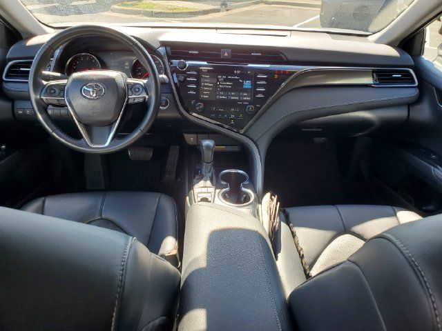 Certified 2019 Toyota Camry XSE FWD image 9