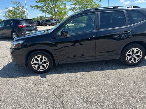 Used 2020 Subaru Forester Premium w/ Popular Package #1 AWD/4WD image 13