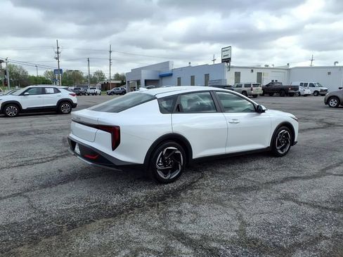 Used 2025 Kia K4 EX FWD image 17