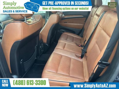 Used 2011 Jeep Grand Cherokee Overland image 15