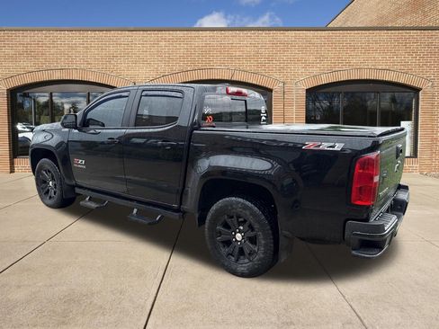 Used 2016 Chevrolet Colorado Z71 w/ Z71 Midnight Edition AWD/4WD image 5