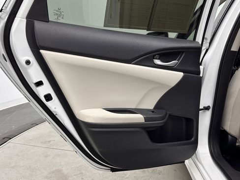 Used 2021 Honda Insight EX image 23