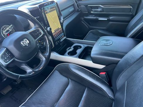 Used 2019 RAM 1500 Laramie AWD/4WD image 11
