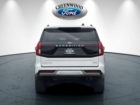 Certified 2025 Ford Expedition Max Platinum w/ Driver's Package AWD/4WD image 5