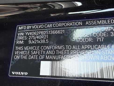 Used 2025 Volvo XC90 B6 Plus image 22